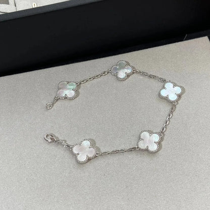 [Limara]LUCKY CLOVER 5-MOTIF BRACELET - WHITE MOTHER-OF-PEARL COLLECTION