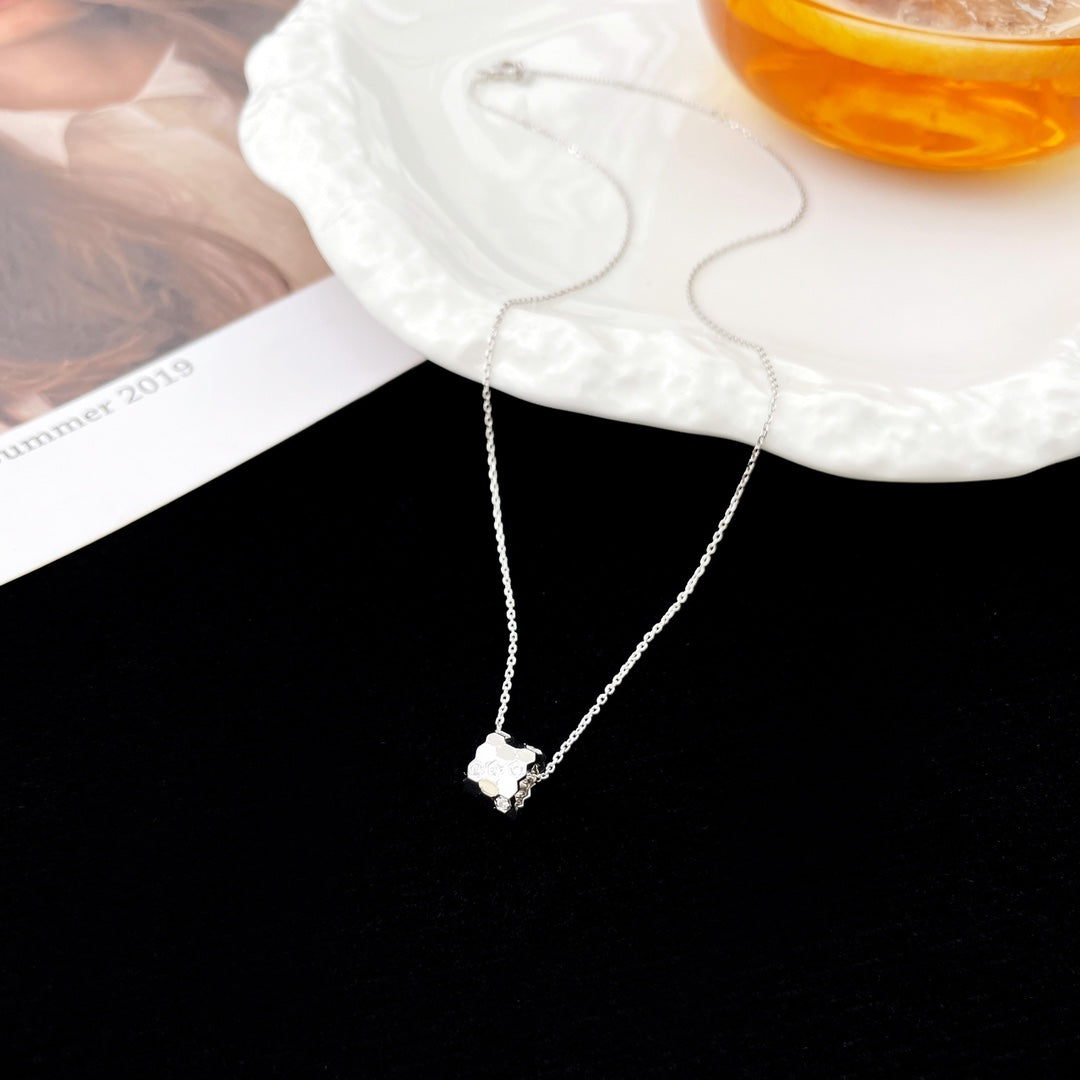 [Limara]BEE MINI PEDANT DIAMOND NECKLACE