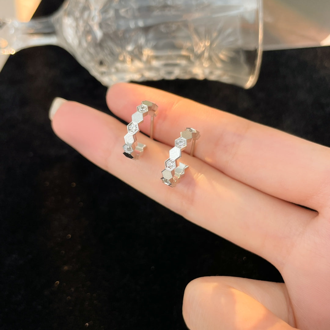 [Limara]BEE LOVE DIAMOND HOOP EARRINGS