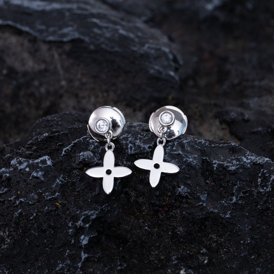 [Limara]VIDYLLE SILVER DIAMOND MINI DROP EARRINGS