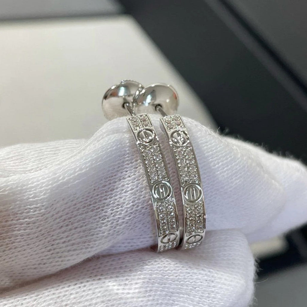 [Limara] LOVE EARRINGS 3.6MM DIAMOND PAVED