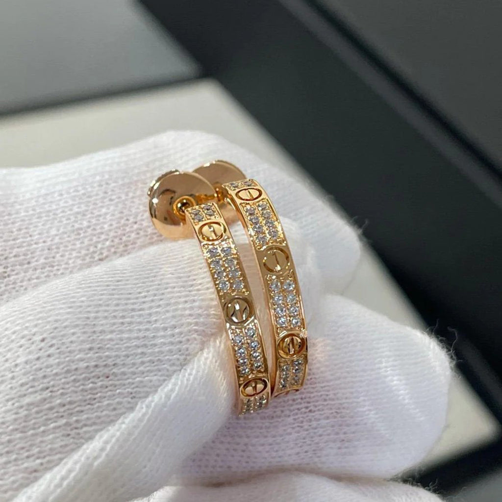 [Limara] LOVE EARRINGS 3.6MM DIAMOND PAVED