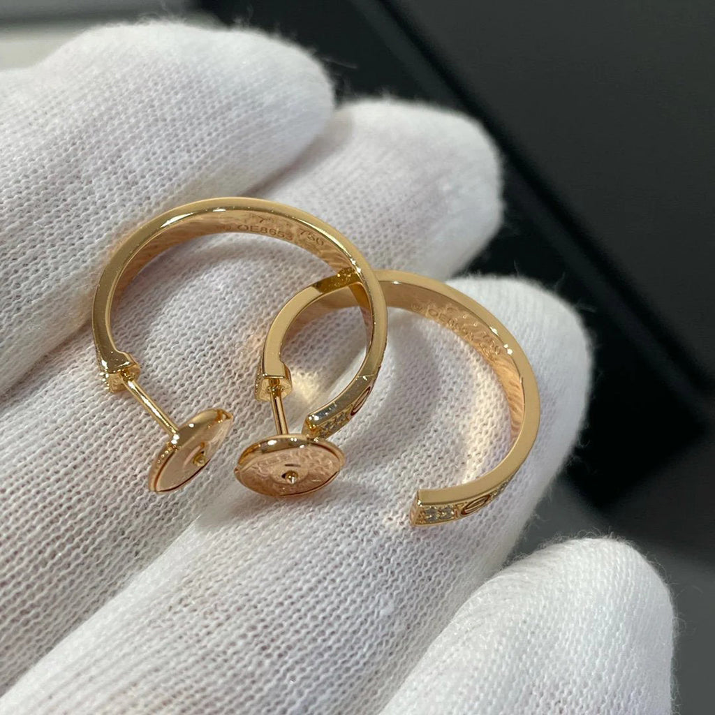 [Limara] LOVE EARRINGS 3.6MM DIAMOND PAVED