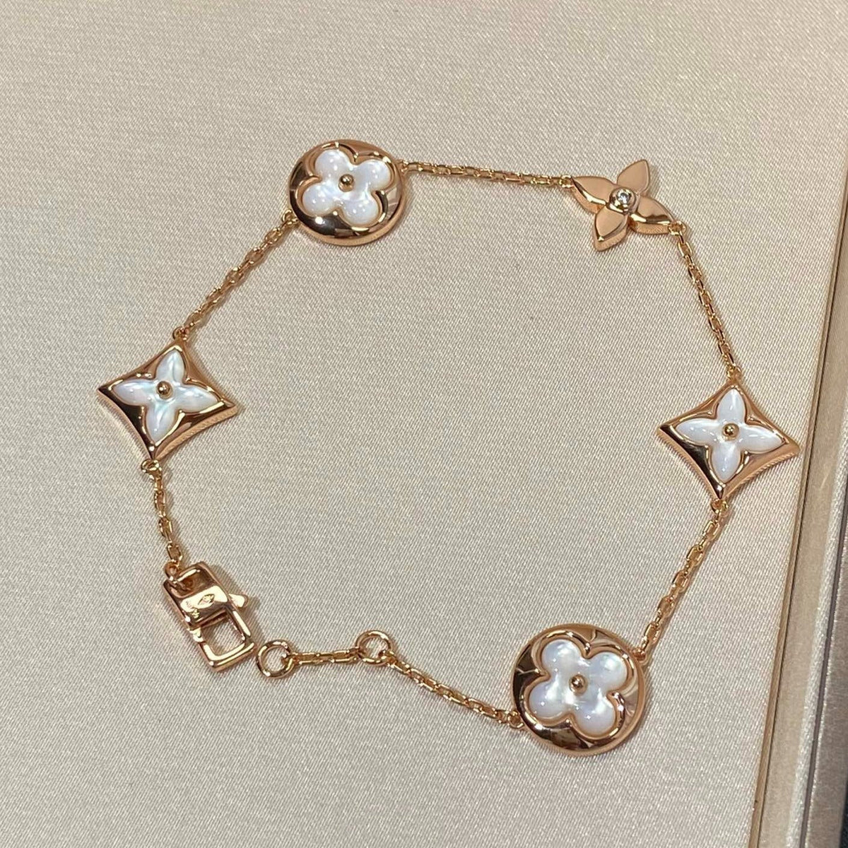 [Limara]STAR AND SUN 5 MOTIF MOP ROSE GOLD BRACELET