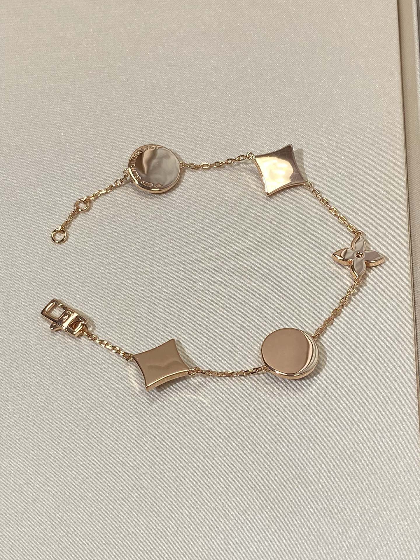 [Limara]STAR AND SUN 5 MOTIF MOP ROSE GOLD BRACELET