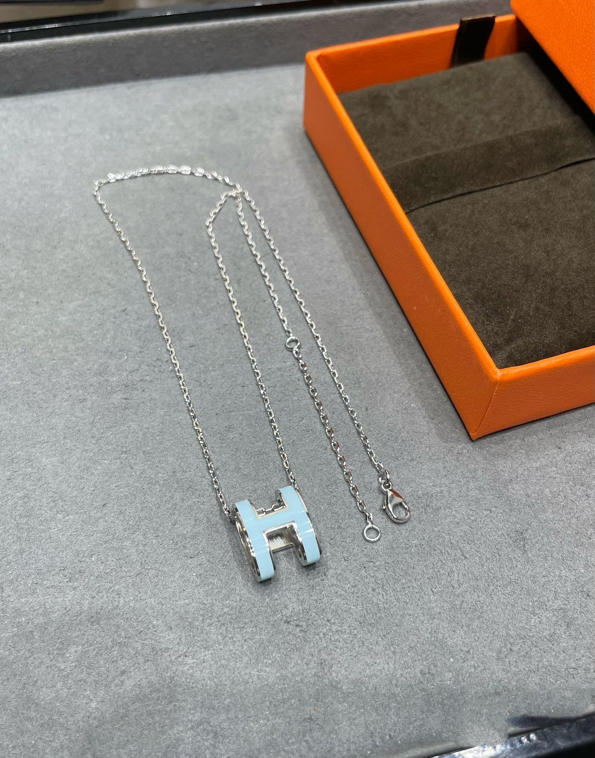 [Limara]POP H SKY BLUE NECKLACE