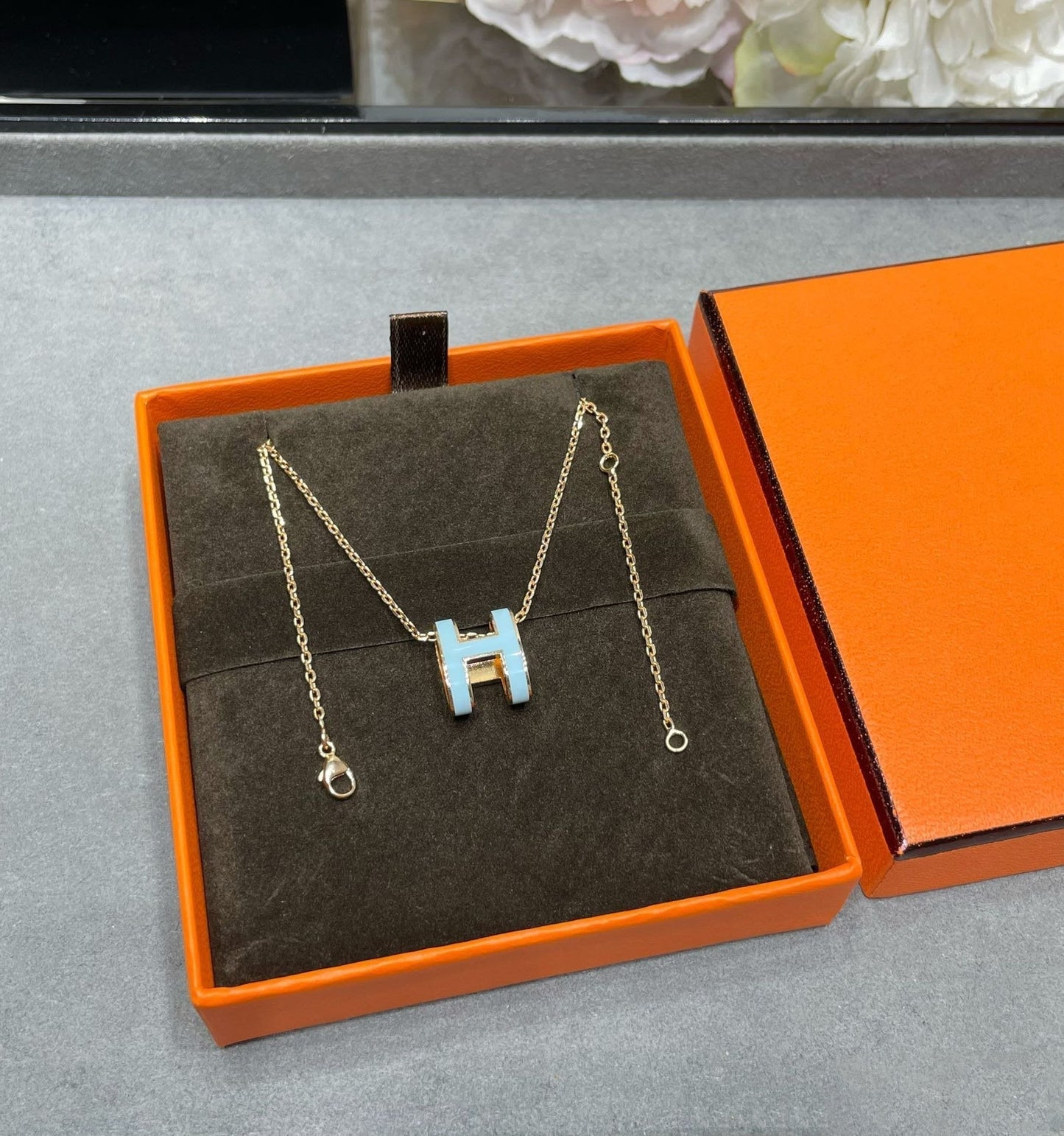 [Limara]POP H SKY BLUE NECKLACE
