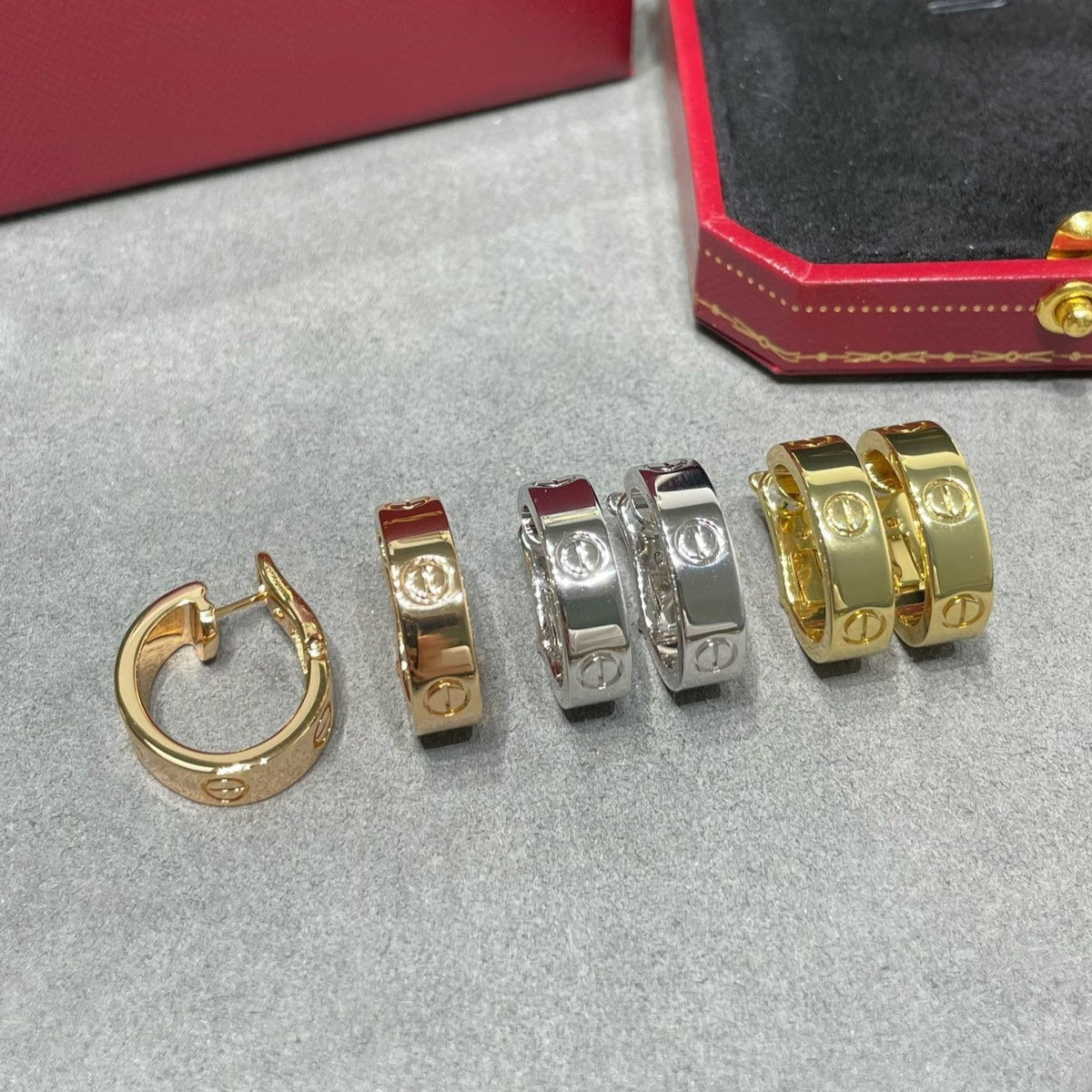 [Limara] LOVE 5.5MM EARRINGS