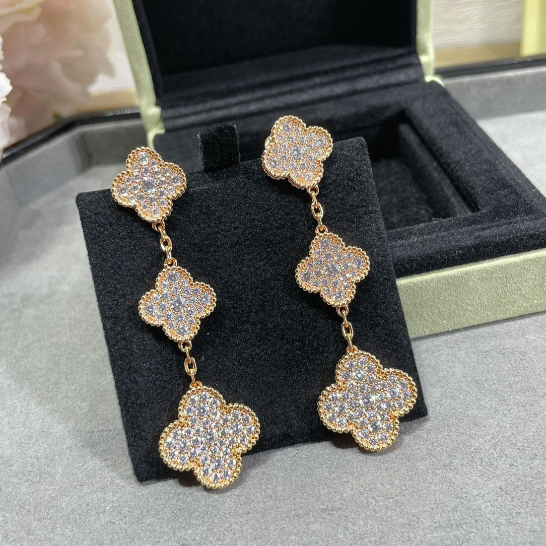 [Limara]CLOVER 3 MOTIFS DIAMOND PAVED ROSE GOLD EARRINGS