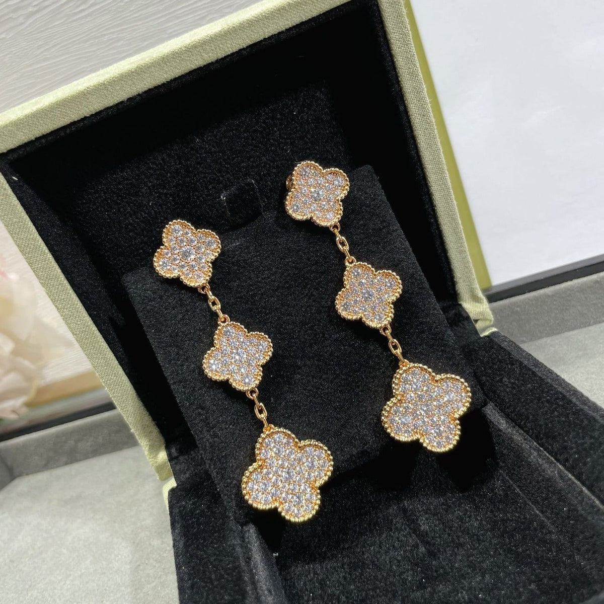 [Limara]CLOVER 3 MOTIFS DIAMOND PAVED ROSE GOLD EARRINGS