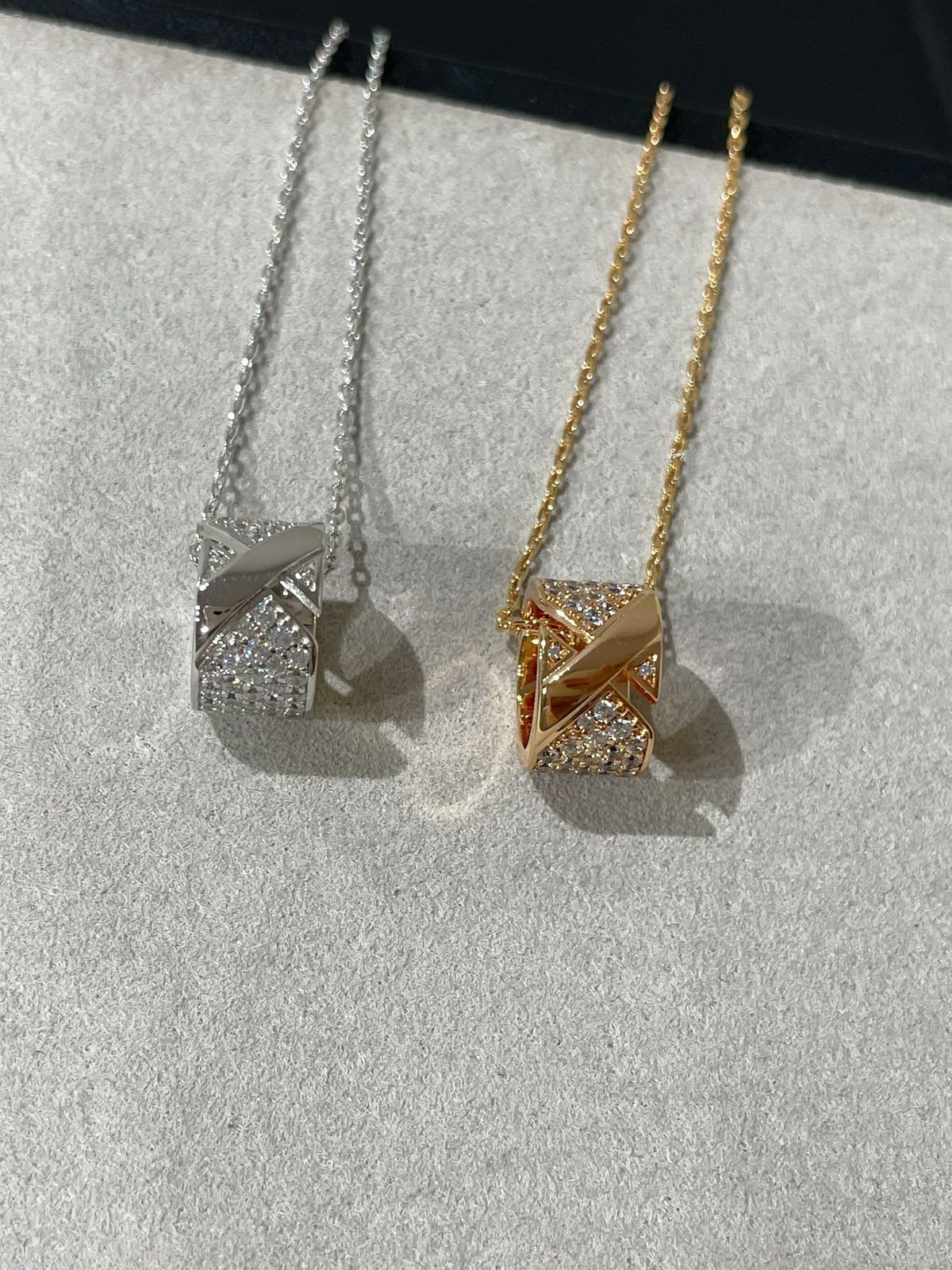 [Limara]LIENS EVIDENCE DIAMOND PAVED NECKLACE