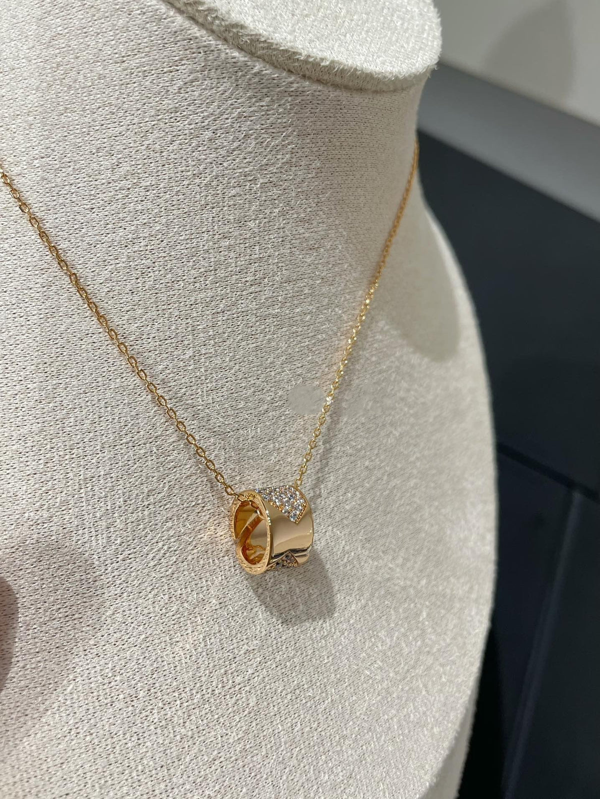 [Limara]LIENS EVIDENCE DIAMOND PAVED NECKLACE