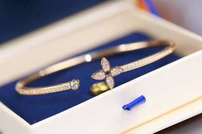 [Limara]IDYLLE ROSE GOLD OPEN BRACELET DIAMOND PAVED