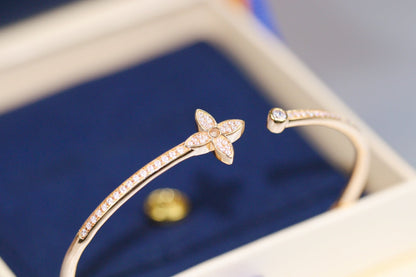 [Limara]IDYLLE ROSE GOLD OPEN BRACELET DIAMOND PAVED