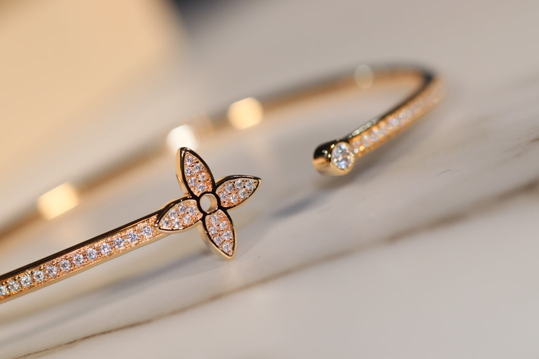 [Limara]IDYLLE GOLD OPEN BRACELET DIAMOND PAVED