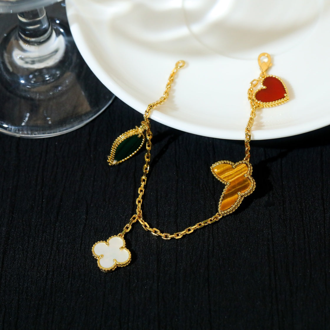 [Limara]LUCKY SPRING 5 MOTIF GOLD BRACELET
