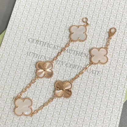 [Limara]LUCKY CLOVER 5-MOTIF BRACELET - WHITE MOTHER-OF-PEARL COLLECTION