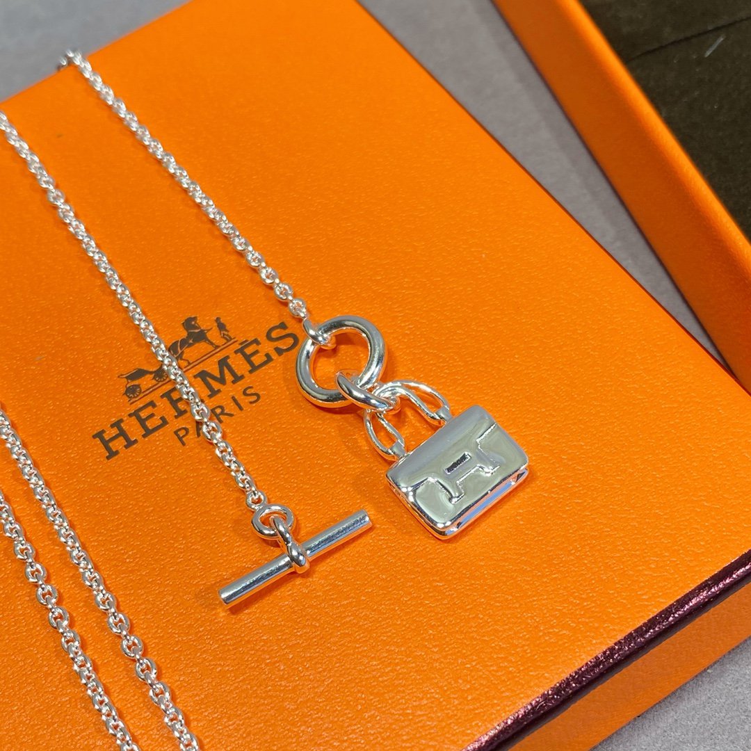 [Limara]CONSTANCE PEDANT SILVER NECKLACE