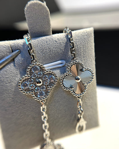 [Limara]LUCKY CLOVER 5-MOTIF BRACELET - LASER COLLECTION
