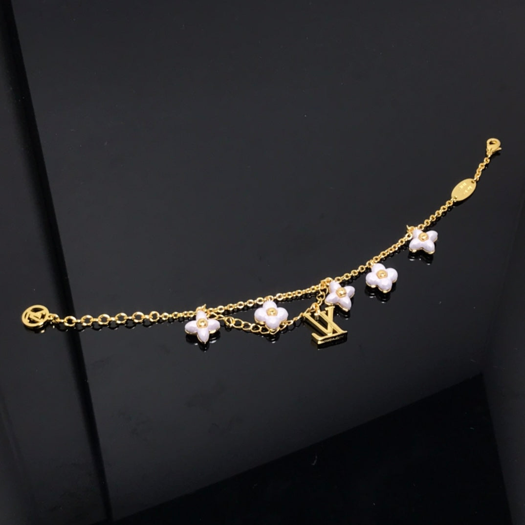 [Limara]LOGO 6 MOTIF STAR AND SUN GOLD BRACELET