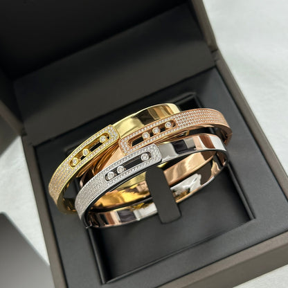 [Limara]MOVE NOA PAVÉ DIAMOND BANGLE BRACELET