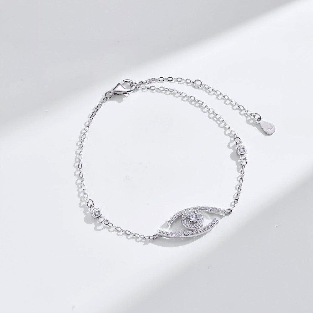 [Limara]LUCKY EYE PAVÉ-SET DIAMOND BRACELET