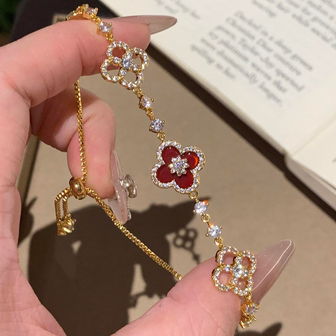 [Limara] CLOVER 5 MOTIF PINK BLUE RED WHITE BRACELET