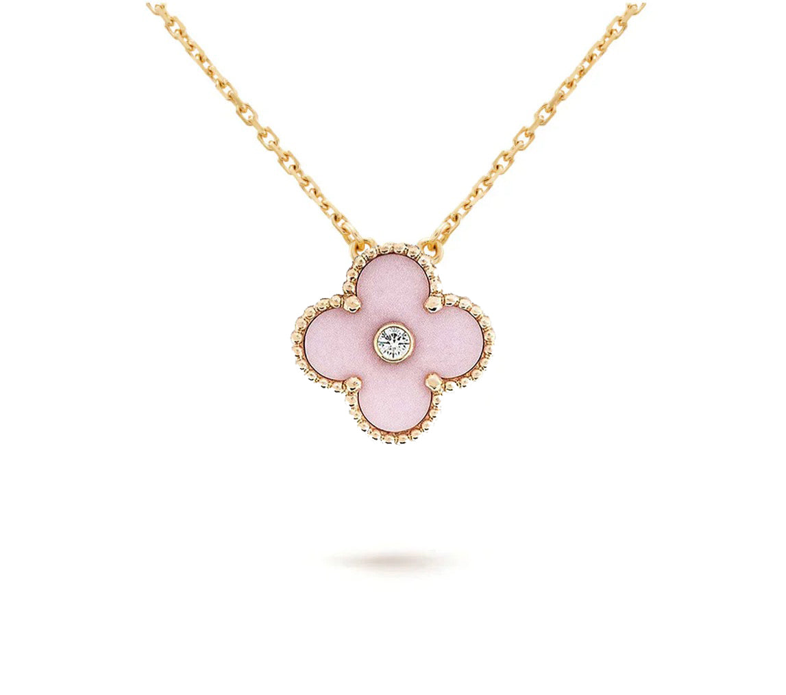 [Limara]LIMITED EDITION CHRISTMAS CLOVER FLOWER NECKLACE - 15MM ANNUAL COLLECTIBLE PENDANT