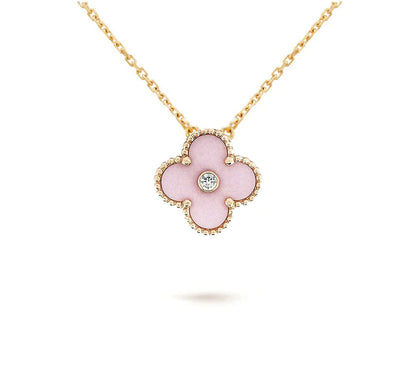 [Limara]LIMITED EDITION CHRISTMAS CLOVER FLOWER NECKLACE - 15MM ANNUAL COLLECTIBLE PENDANT