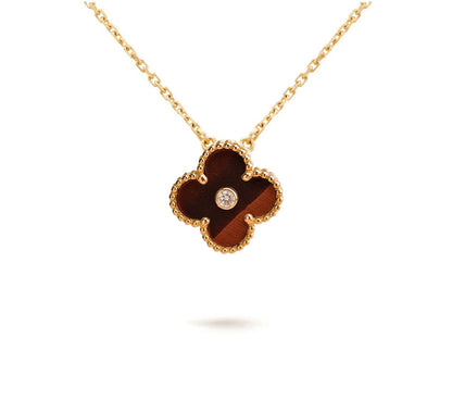 [Limara]LIMITED EDITION CHRISTMAS CLOVER FLOWER NECKLACE - 15MM ANNUAL COLLECTIBLE PENDANT