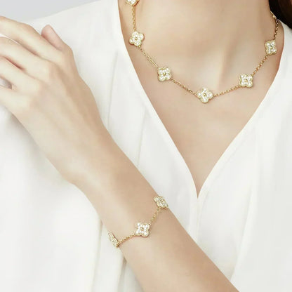 [Limara]LUCKY CLOVER 5-MOTIF BRACELET - FULL-DIAMOND