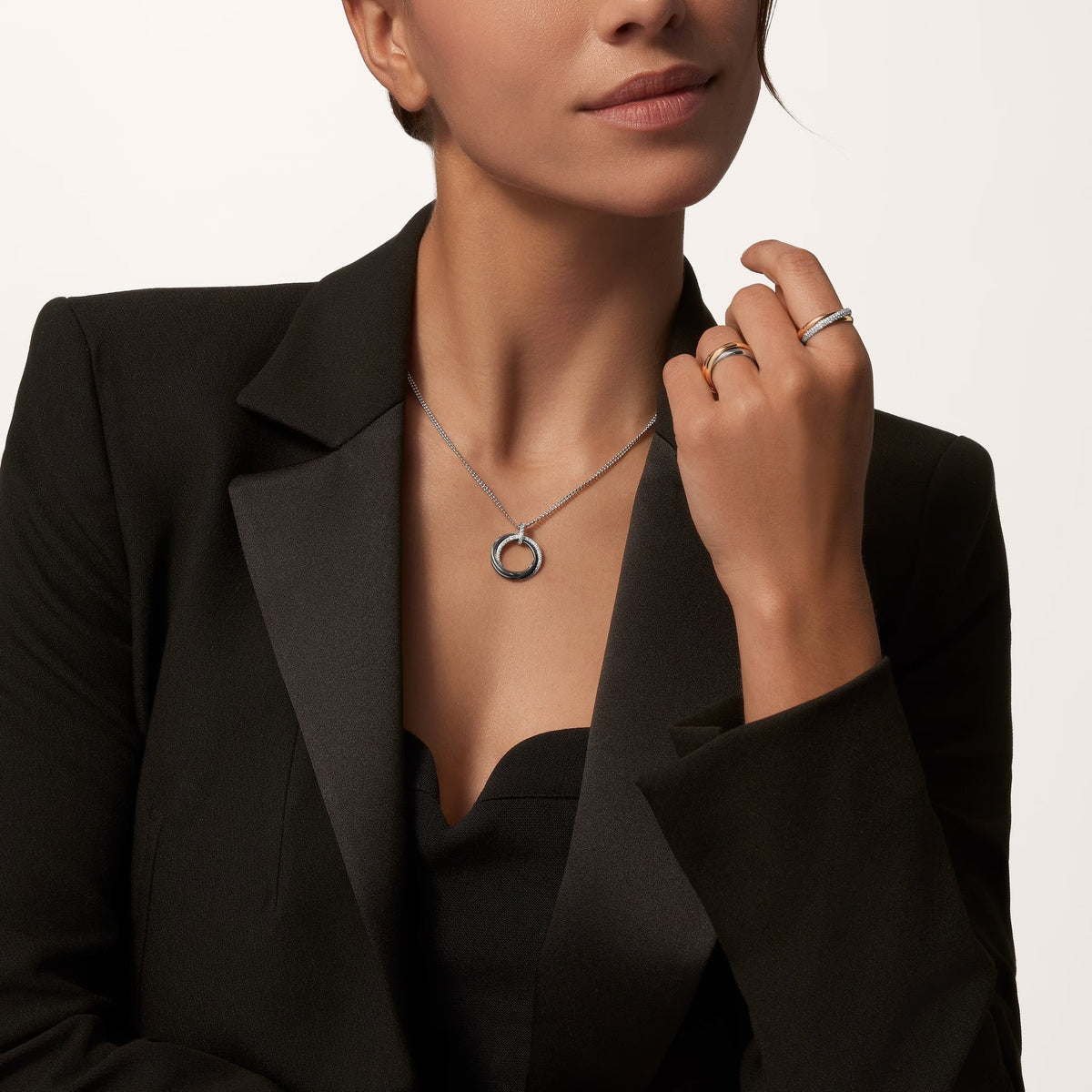 [Limara] TRINITY CERAMIC NECKLACE