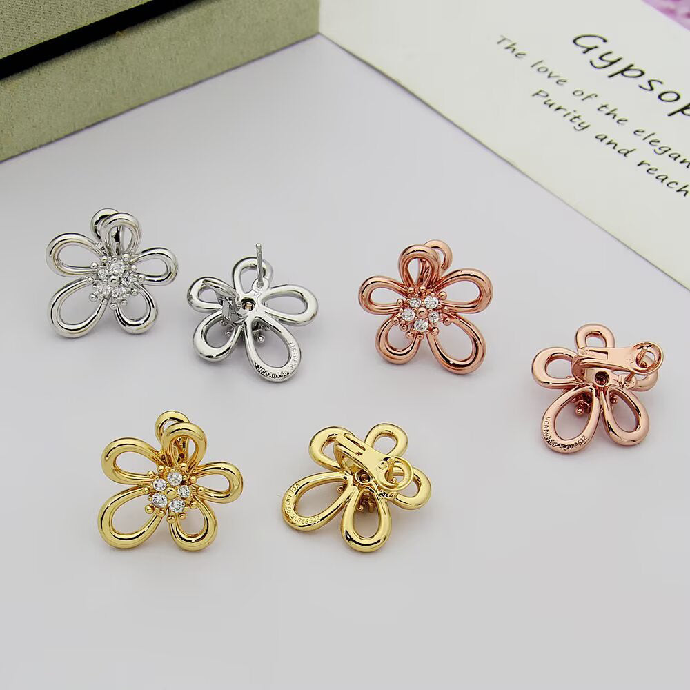 [Limara]  FLOWERLACE EARRING 5 DIAMONDS
