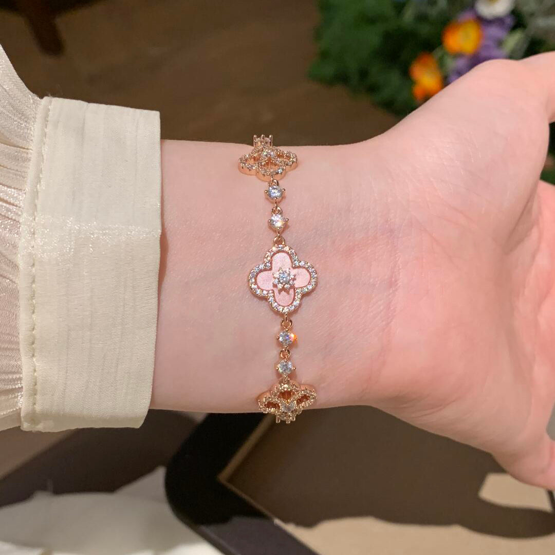 [Limara] CLOVER 5 MOTIF PINK BLUE RED WHITE BRACELET
