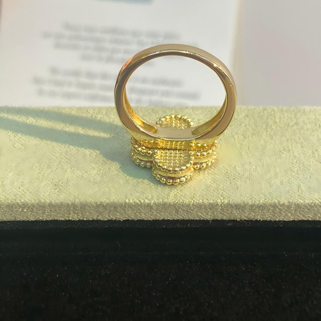 [Limara]NEW CLOVER PINK ENAMEL RINGS
