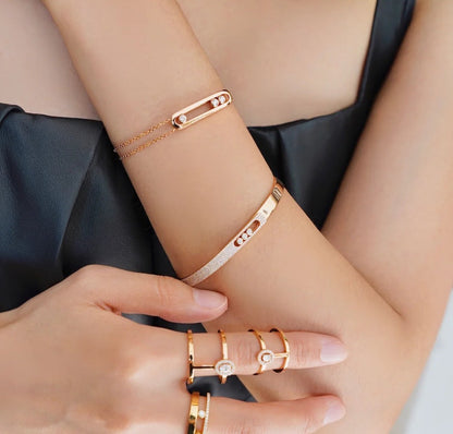 [Limara]MOVE NOA PAVÉ DIAMOND BANGLE BRACELET