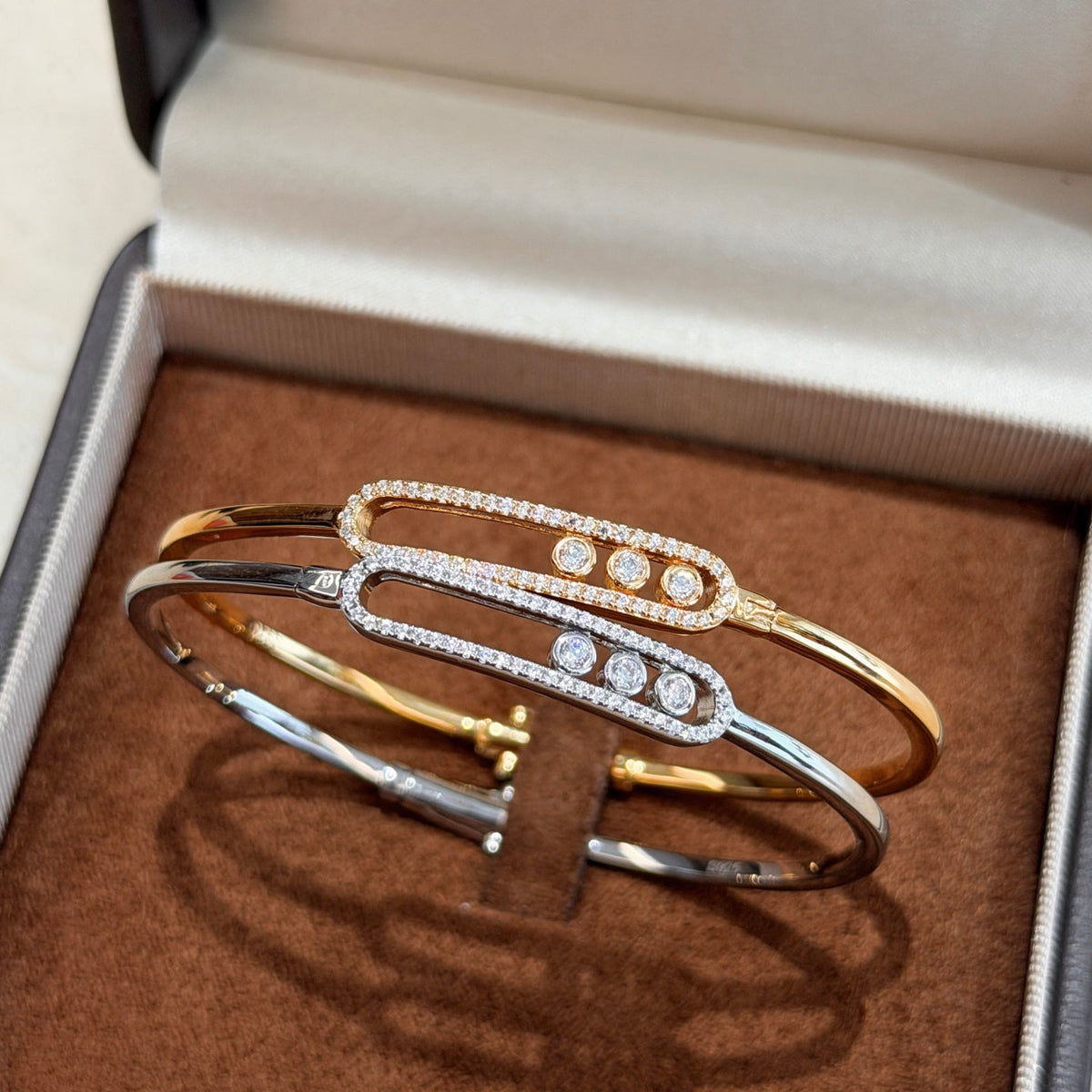 [Limara]MOVE PAVÉ DIAMOND BANGLE BRACELET M