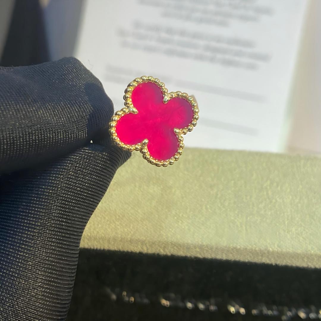 [Limara]NEW CLOVER PINK ENAMEL RINGS