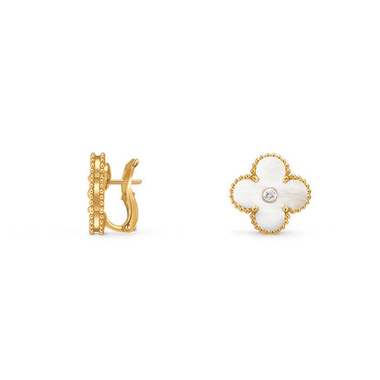 [Limara]15MM CLOVER FLOWER STUD EARRINGS DIAMOND-GOLD COLLECTION