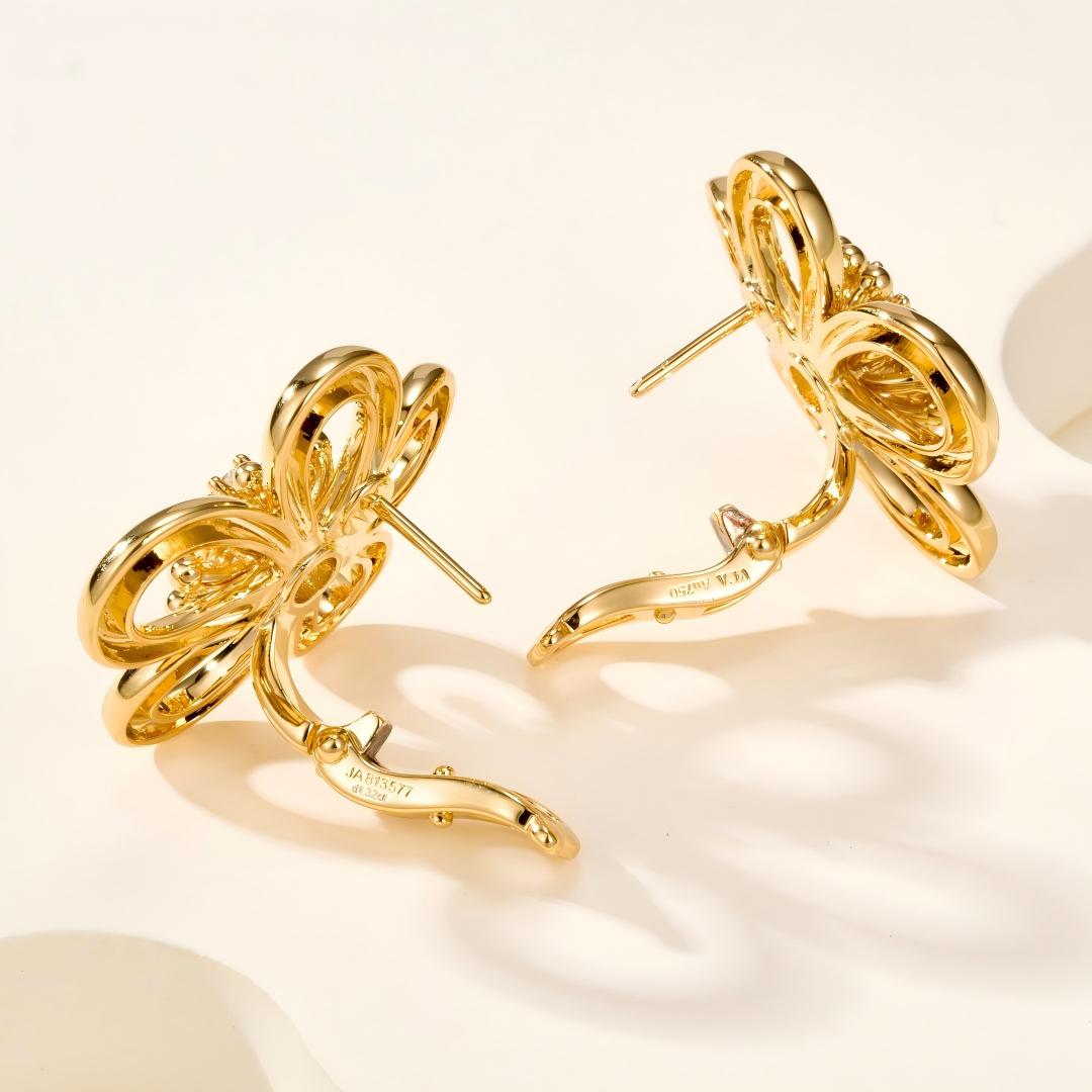 [Limara]  FLOWERLACE EARRING 5 DIAMONDS