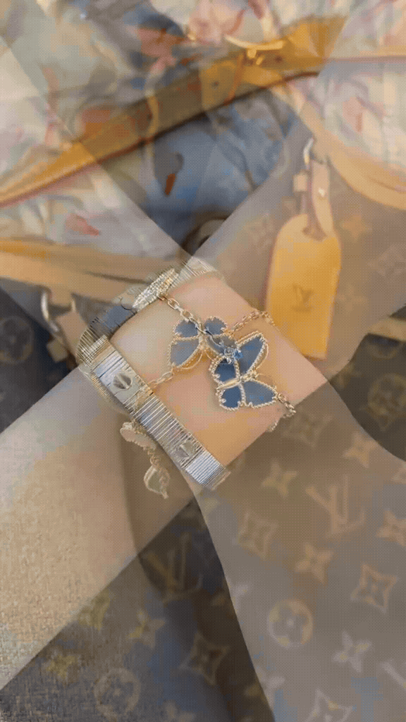 [Limara] Lucky Spring Butterfly 5-Motif & LOVE Unlimited Bracelet Stack Set