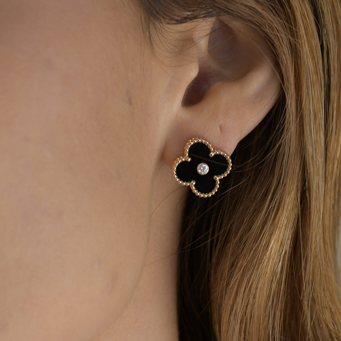 [Limara]CLOVER MEDIUM 1 MOTIFS ONYX DIAMOND EARRINGS