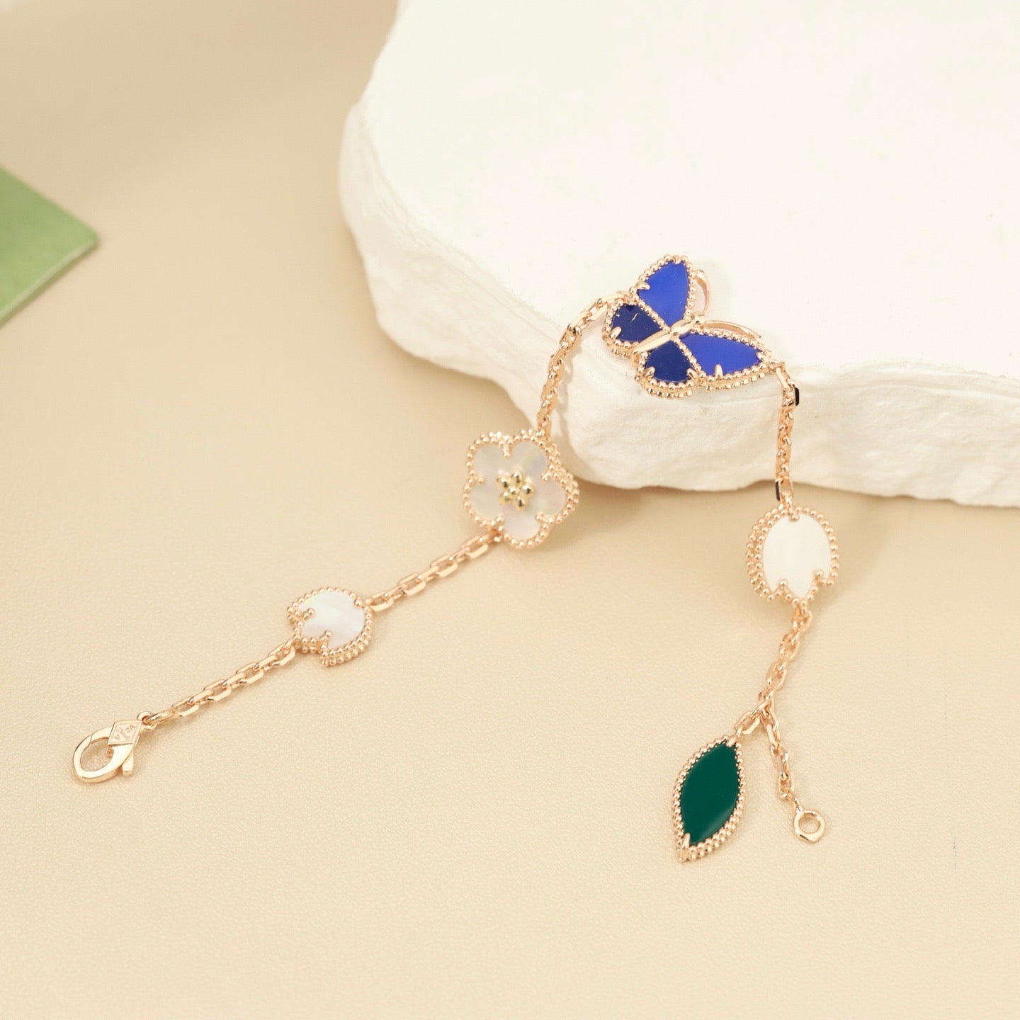 [Limara]SPRING ENCHANTMENT BUTTERFLY & FLORAL CHARM BRACELET