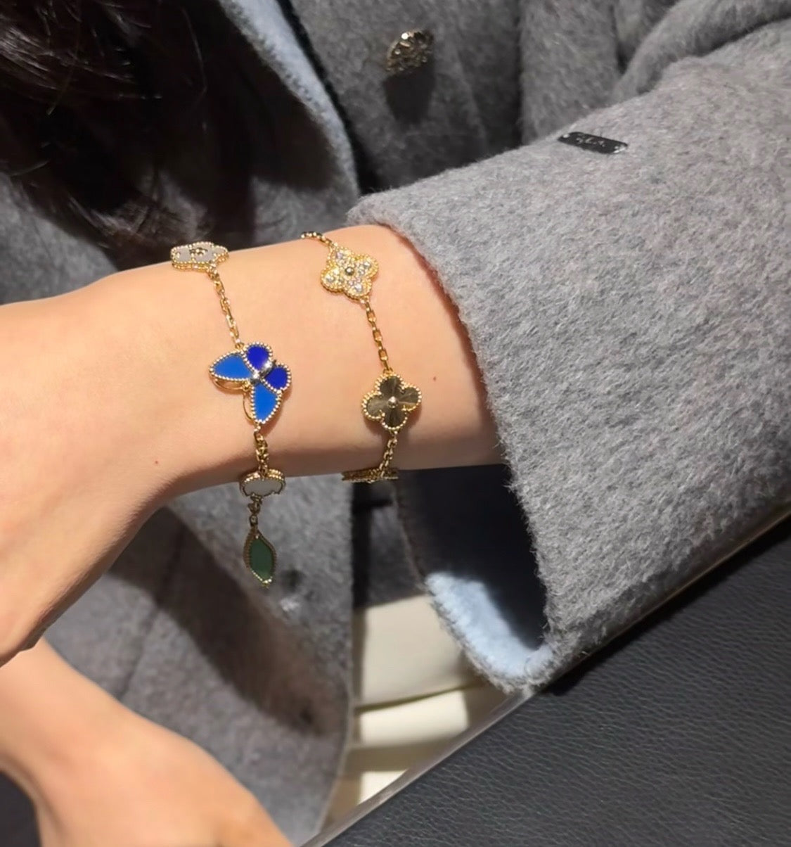 [Limara]SPRING ENCHANTMENT BUTTERFLY & FLORAL CHARM BRACELET