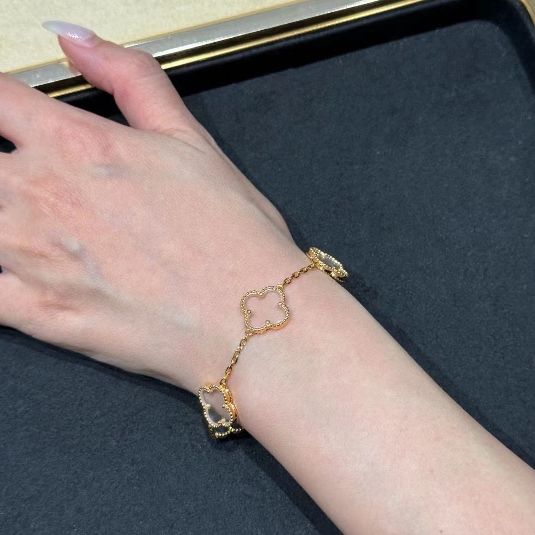 [Limara]CLOVER 5 MOTIF ROCK CRYSTAL BRACELET