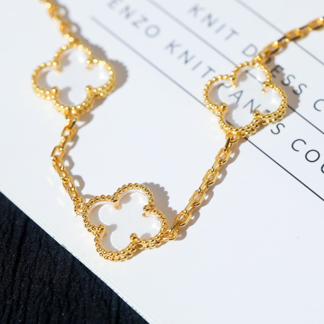 [Limara]CLOVER 5 MOTIF ROCK CRYSTAL BRACELET