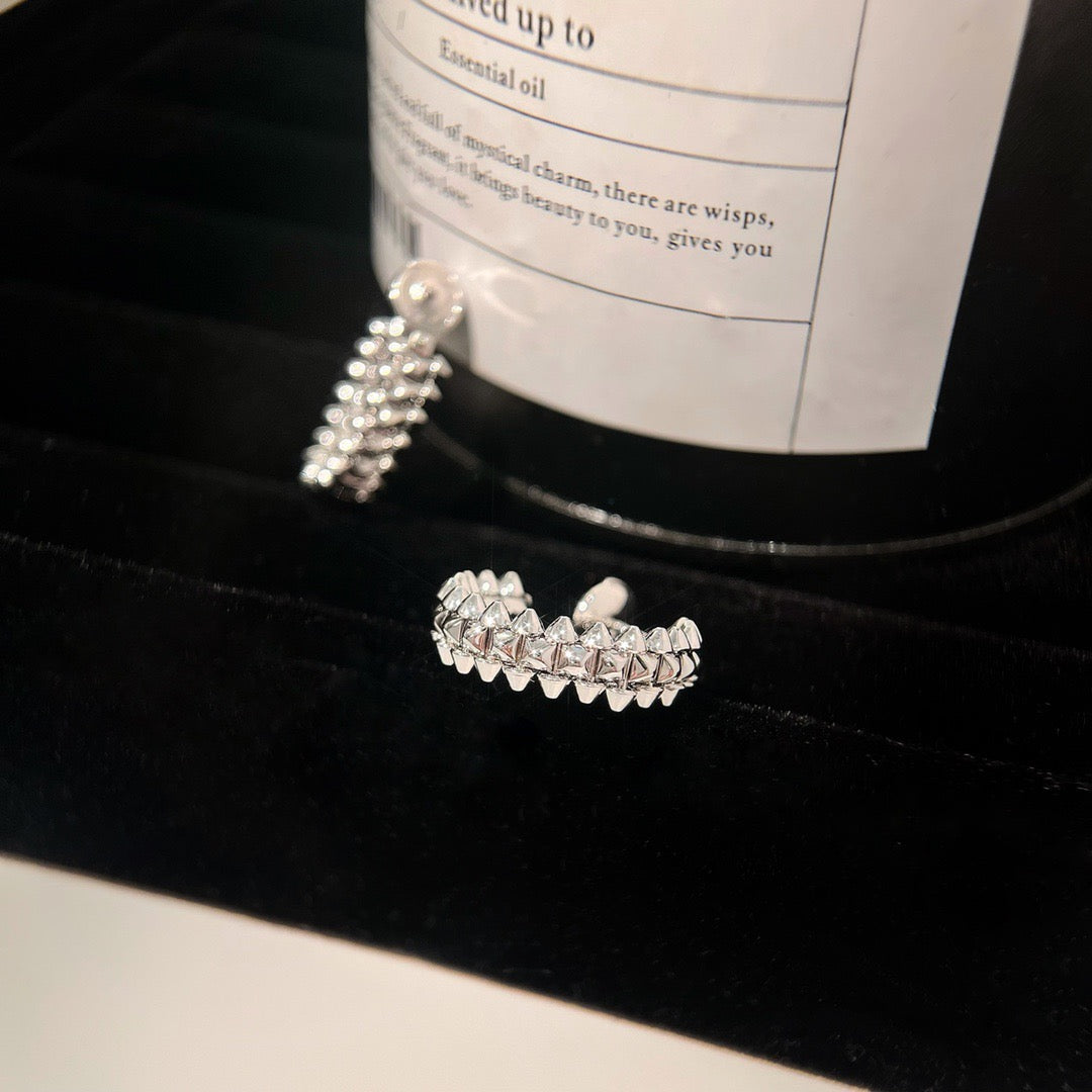 [Limara] CLASH SMALL HOOP EARRINGS