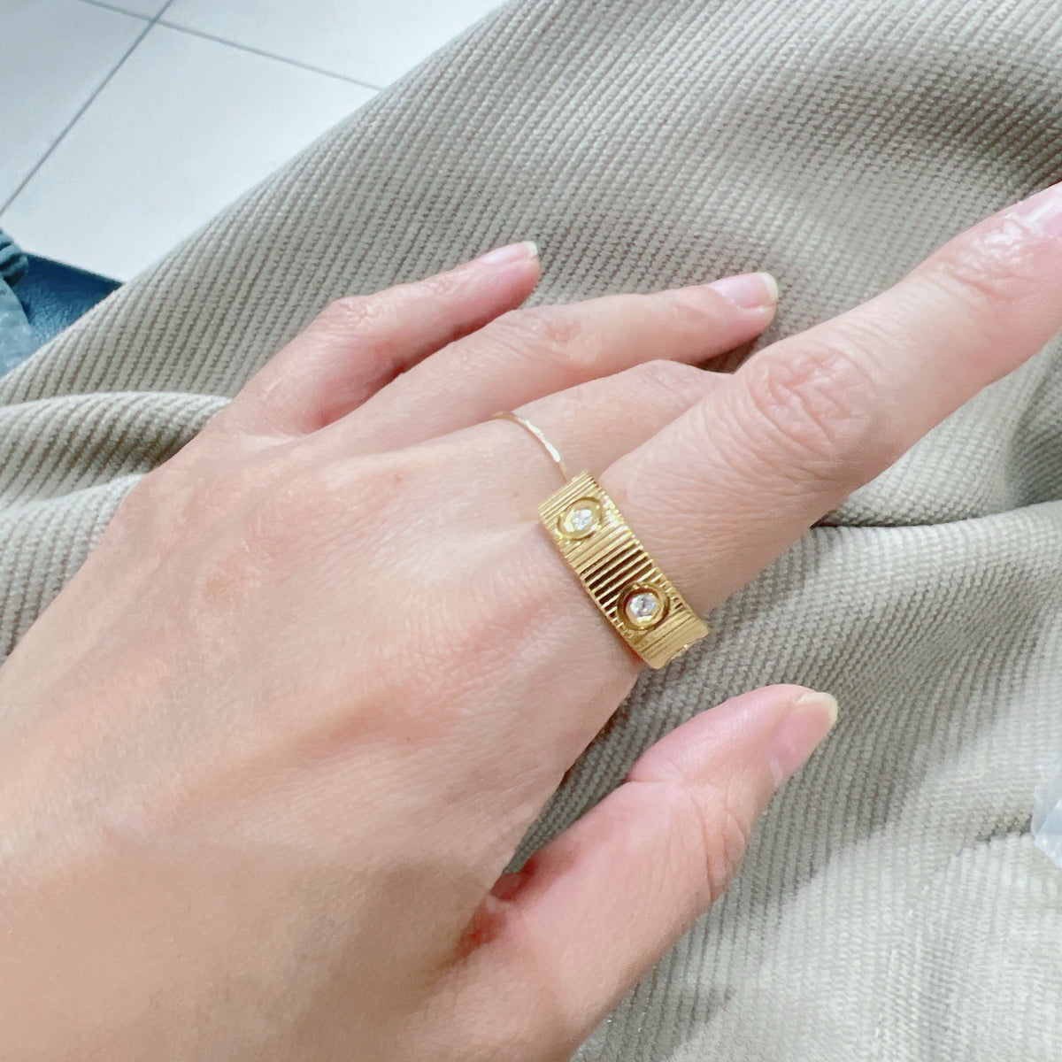 [Limara]LOVE 6.5MM UNLIMITED RING, 6 DIAMONDS