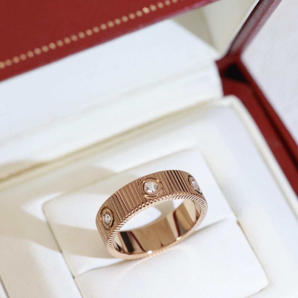 [Limara]LOVE 6.5MM UNLIMITED RING, 6 DIAMONDS