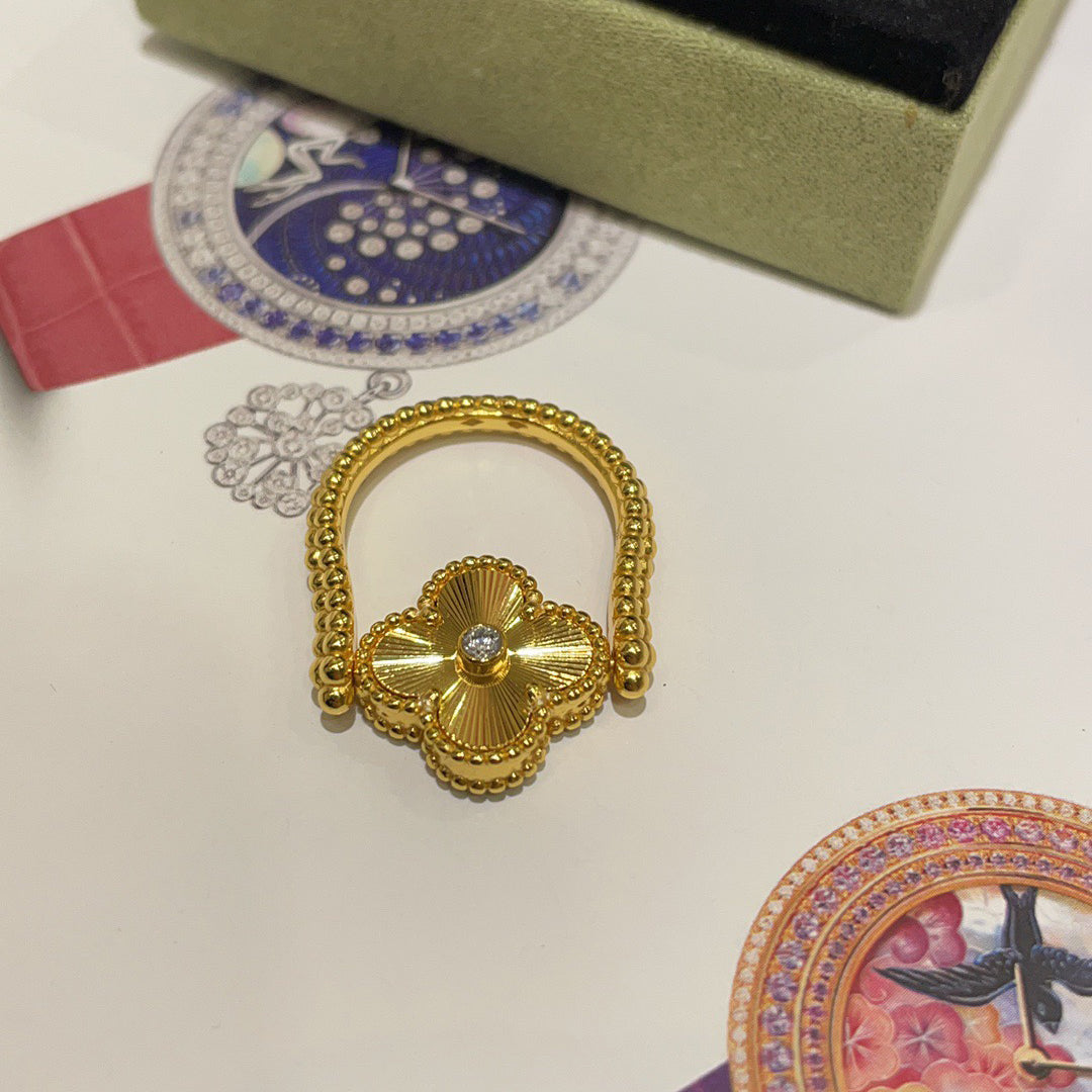 [Limara]LUCKY CLOVER GOLD REVERSIBLE RING